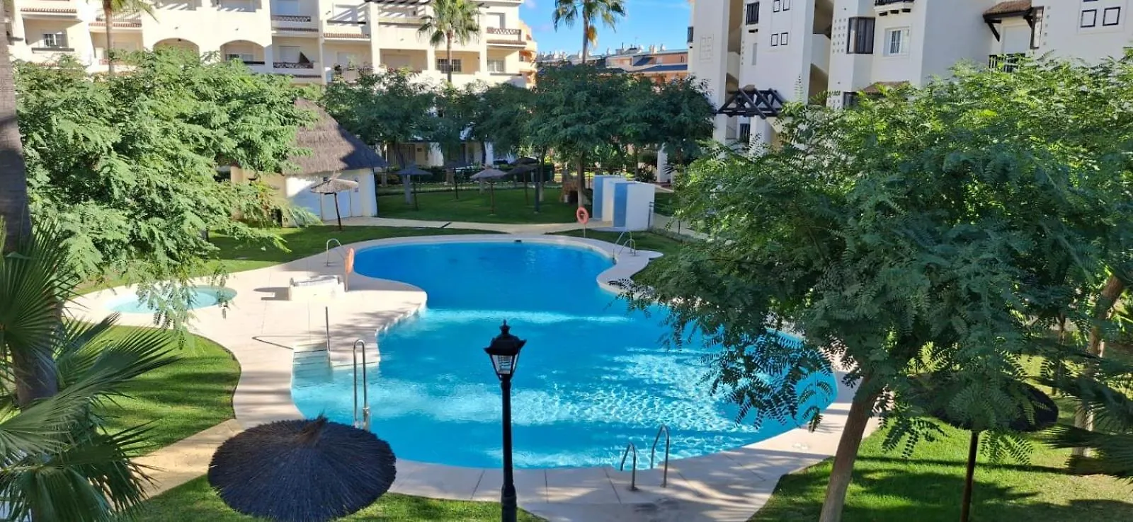 Superb 2 Beds Residencial Duquesa Apartman Manilva